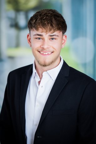 Elias Drescher